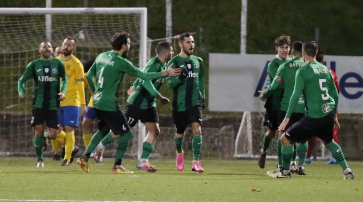 Campionato: scudetto in vista per la Virtus, playoff ancora in bilico