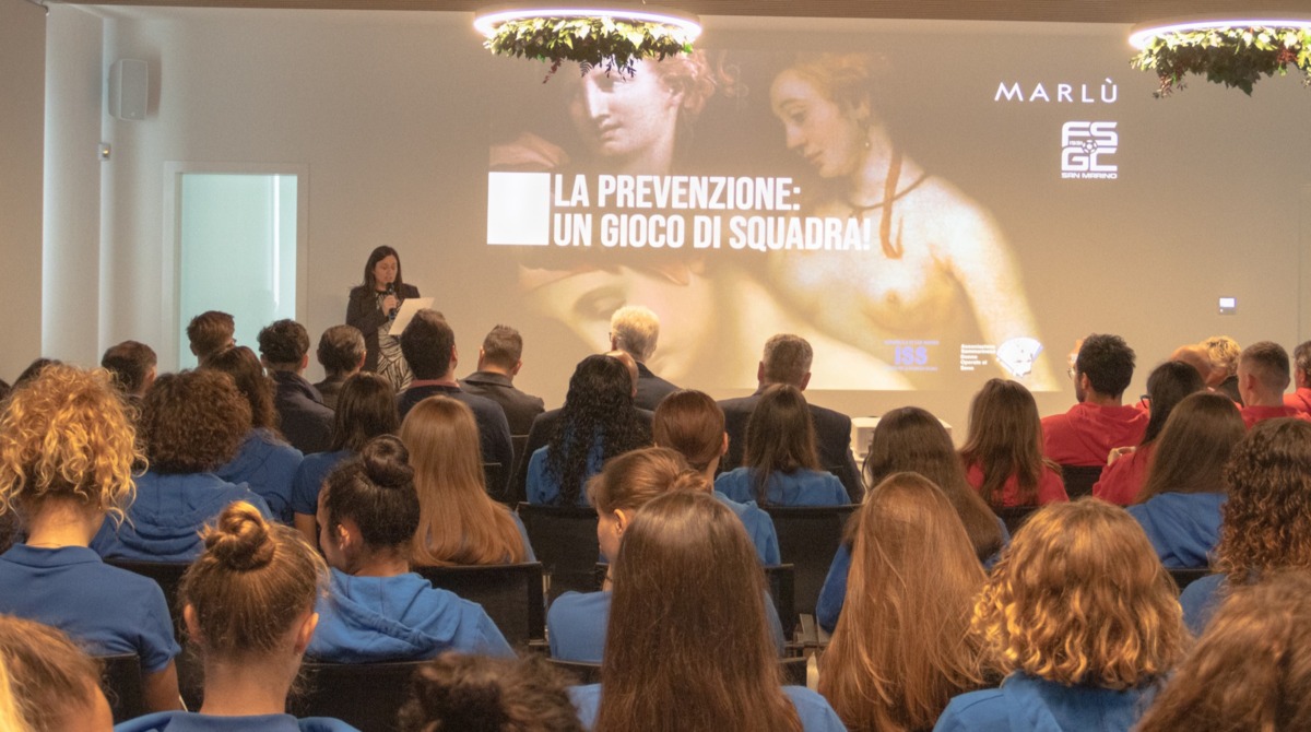La prevenzione è un gioco di squadra: Marlù e FSGC insieme per il benessere delle donne, dentro e fuori dal campo